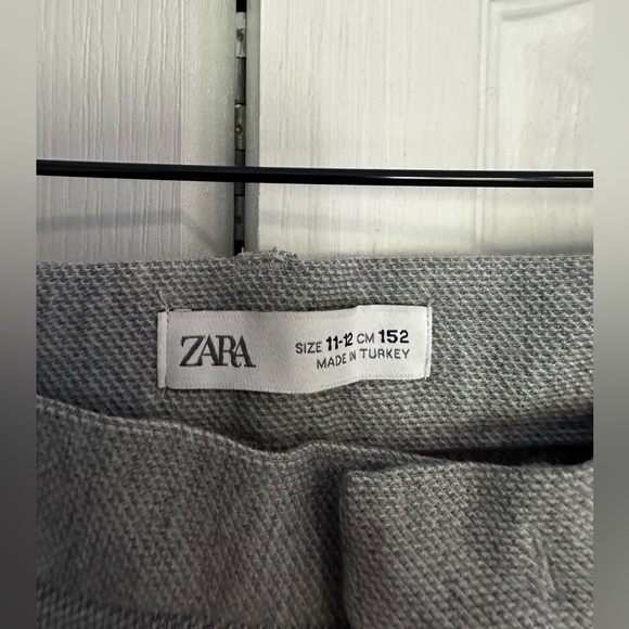 Youth Zara suit size 11-12 in light grey - Picture 3 of 6